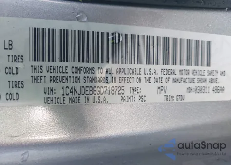 2016 Jeep Compass Latitude из США, поврежденный, VIN 1C4NJDEB6GD718725